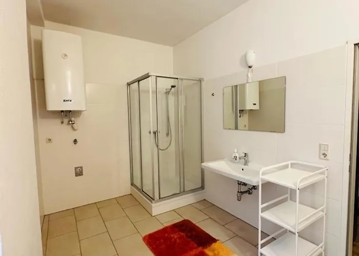 Mit Einem Schlafzimmer Mit Trennwand Appartamento Graz