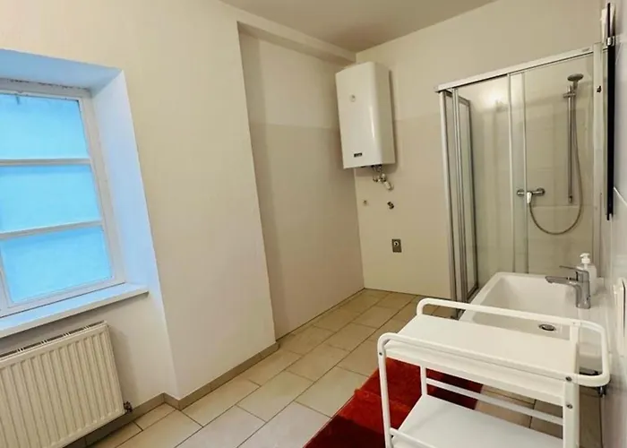 Mit Einem Schlafzimmer Mit Trennwand Appartement *